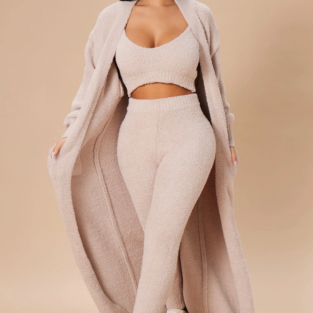Fashion Nova 3 piece set M